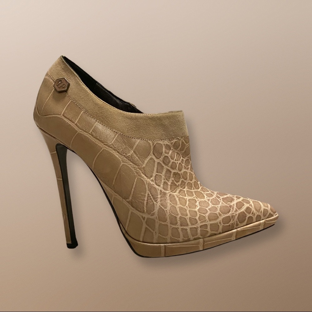 Brand: Philipp Plein size: 37 European size color:tan